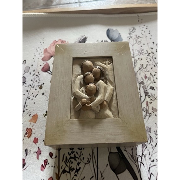WILLOW TREE FAMILY 2005 Lifetime of Love trinket/keepsake box wooden - Picture 11 of 11